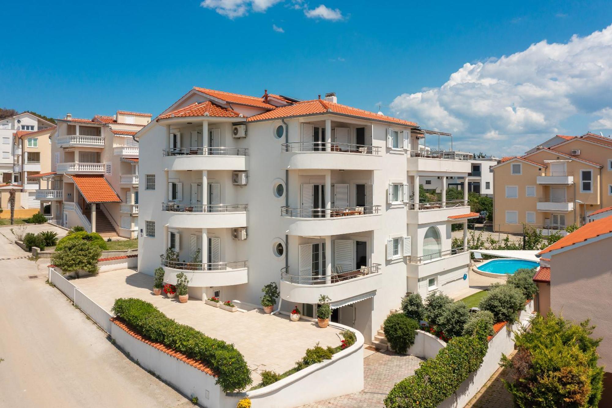 Sea View Apartments Tihi II Vodice Esterno foto