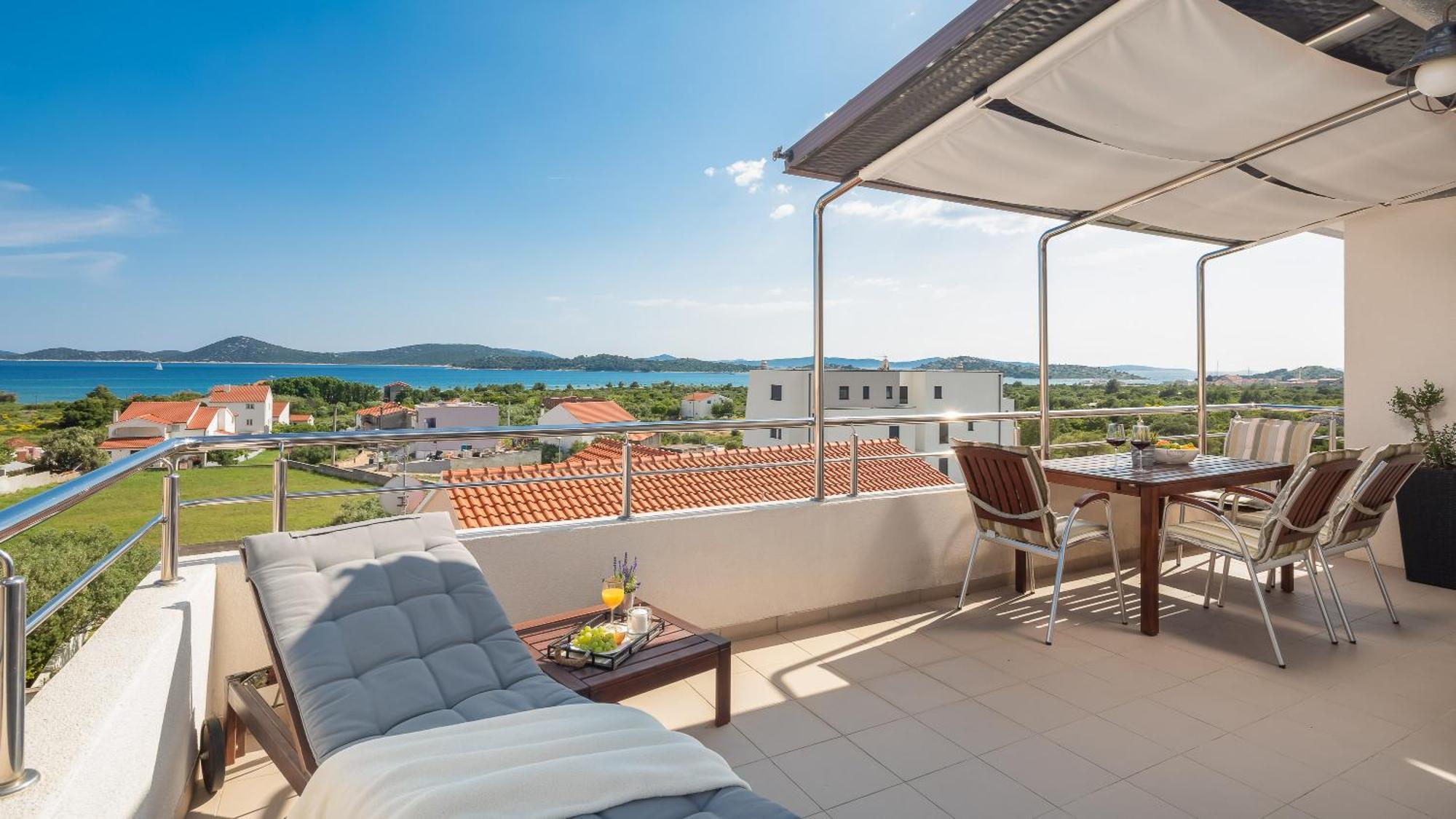 Sea View Apartments Tihi II Vodice Esterno foto