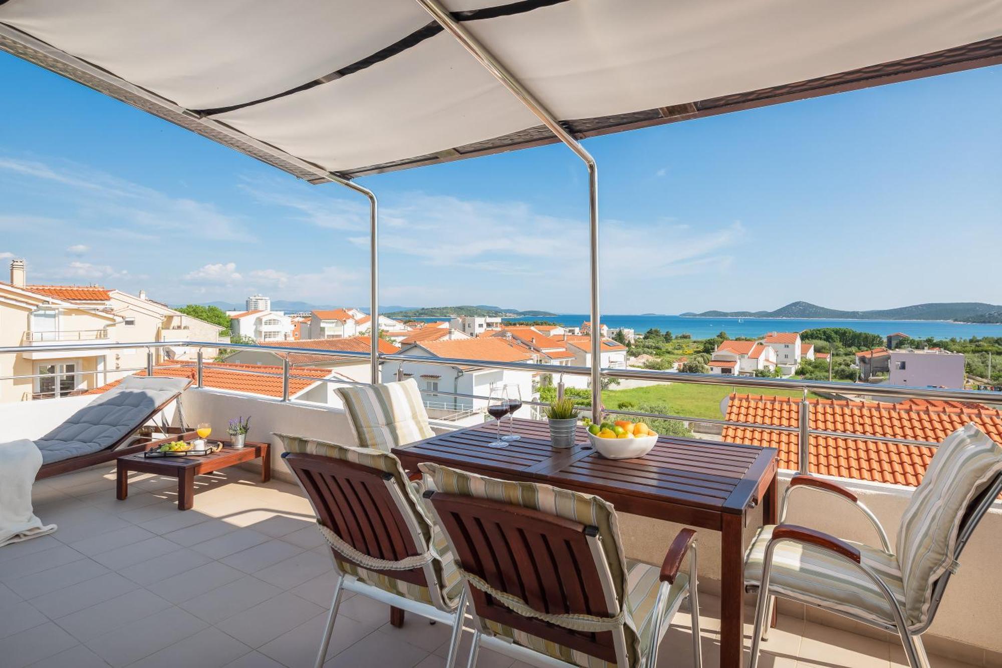 Sea View Apartments Tihi II Vodice Esterno foto