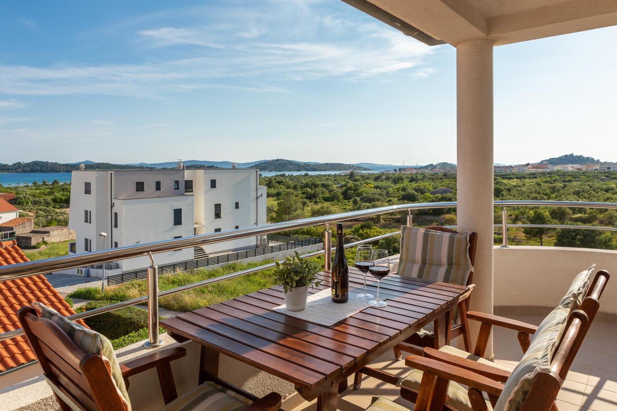 Sea View Apartments Tihi II Vodice Esterno foto